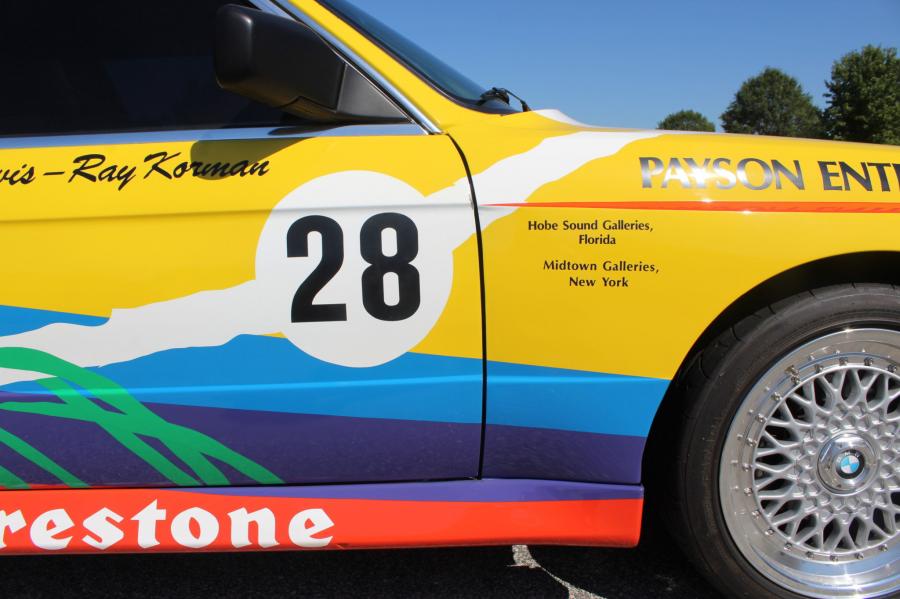Детали экстерьера BMW 325e Coupe for Charity (E30) 1985 года  (фото 15 из 93)